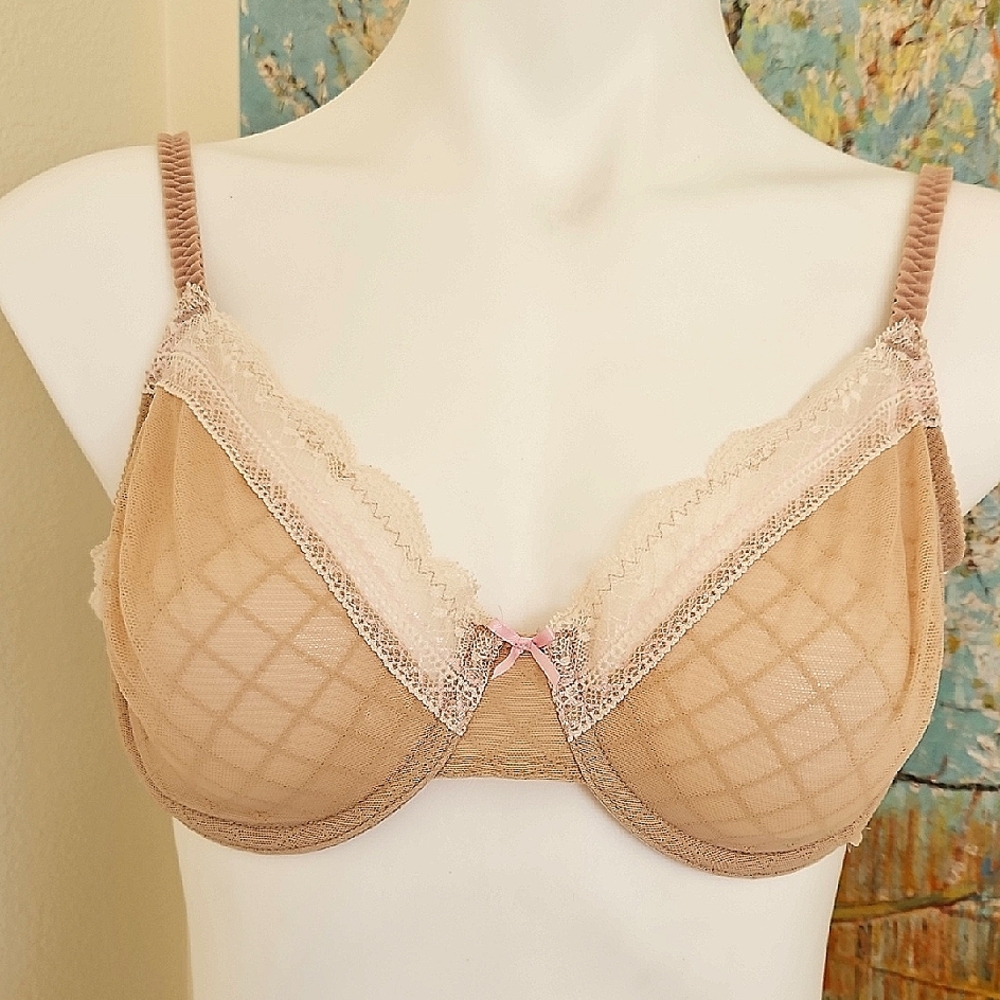 38C B.Tempted Bra 951162 Wacoal Sheer Underwire